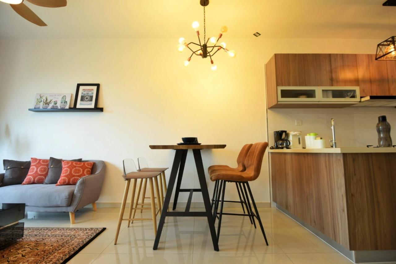 Luxury W/ Panoramic View @ Jb
