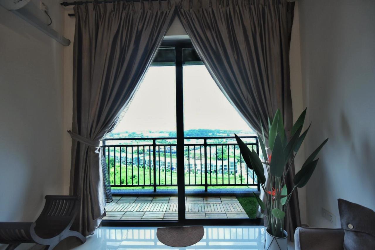 Apartment Luxury W/ Panoramic View @ Jb